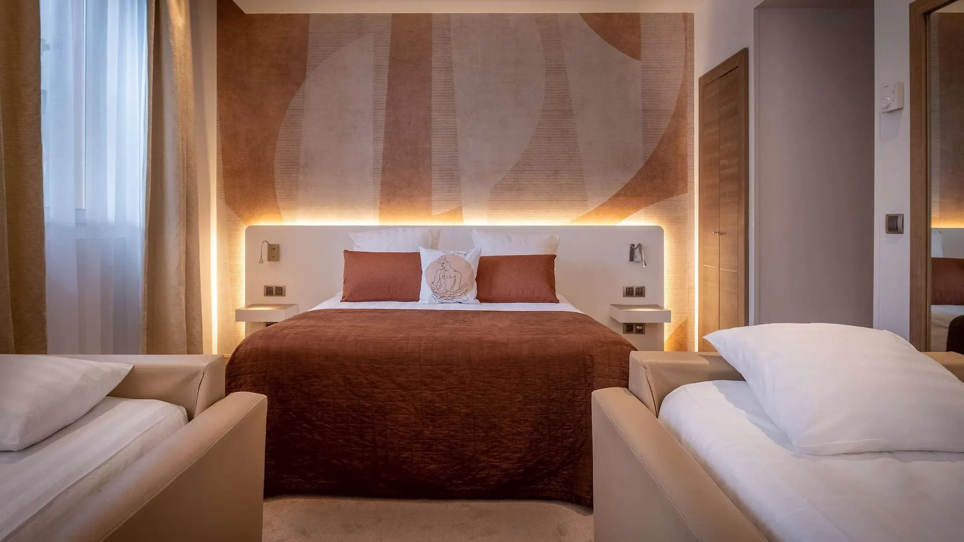 Best Western Premier Hotel Prince De Galles Menton 4*,